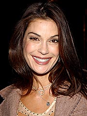 Teri Hatcher Embraces the Big 4-0
