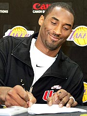 Kobe Bryant Sticks with L.A. Lakers