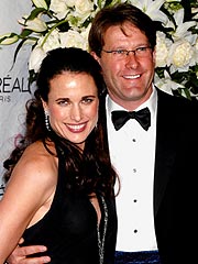 Andie MacDowell and Husband to Divorce