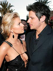 Nick & Jessica: Inside the Split