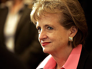 Harriet Miers Withdraws Nomination