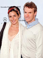 Tate Donovan's Divorce Finalized