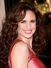 Andie MacDowell to Wed