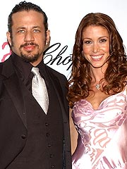 Shannon Elizabeth's Husband Seeks Assets