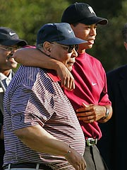 Tiger Woods Takes Break to Be With Dad