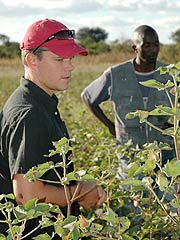Matt Damon Pushes for African AIDS Funding
