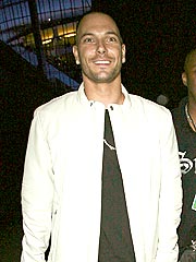 Kevin Federline Films One Tree While Britney's in Court