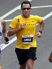 Lance Armstrong Competes in NYC Marathon