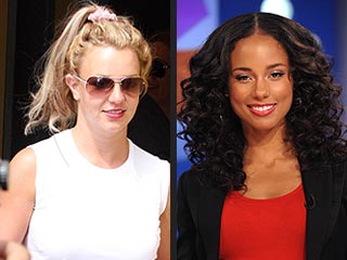 Britney Relaxes at Alicia Keys Concert in L.A.