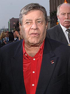 Jerry Lewis Cited for Carrying Concealed Weapon