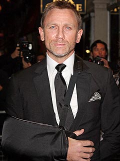 Bond's Daniel Craig Explains Shoulder Sling
