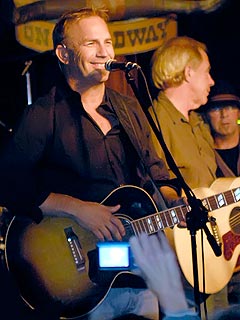 Is Kevin Costner Germany's New David Hasselhoff?