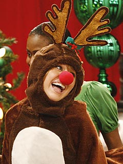 Miley Cyrus Gets in the Holiday Spirit