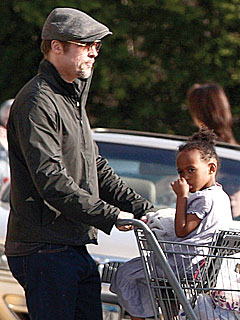 Mr. Mom Brad Pitt Thrills Local Ladies