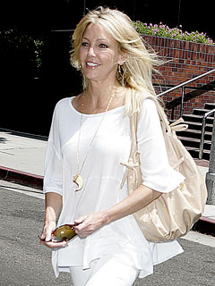 Jack Wagner Serenades Birthday Girl Heather Locklear
