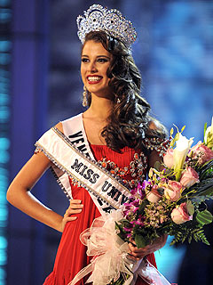 Venezuela Strikes Again at Miss Universe Pageant