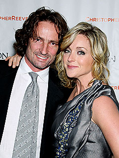 30 Rock's Jane Krakowski Gives Birth to Son Bennett