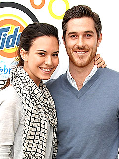 Dave Annable and Odette Yustman Are Engaged!