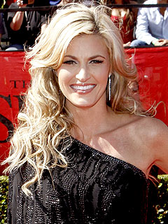 Erin Andrews Doing Dancing to ‘Get My Groove&nbsp;Back’
