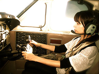 PHOTO: Nicole Richie Pilots a Jet | Nicole Richie