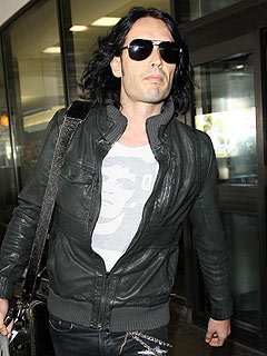 Russell Brand Is in the Clear for Paparazzo Incident – Sort of