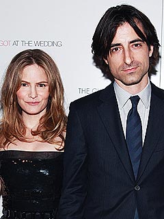 Jennifer Jason Leigh Files for Divorce