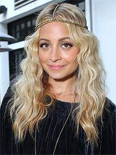 How Nicole Richie Accidentally Took in a Pack of Stray Cats