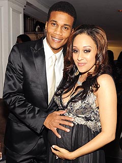 Tia Mowry Gives Birth