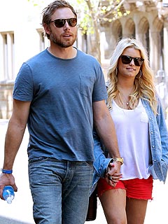 Jessica Simpson Hangs Out with Fiancé Eric Johnson's Family