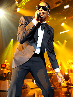 Jay-Z, Coldplay Entertain a Star-Studded Crowd in Las Vegas