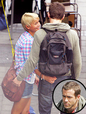 Ryan Reynolds, Agnes Fischer Dating?
