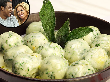 Scarpetta Chef Scott Conant Shares His Spinach-Ricotta Gnudi Recipe