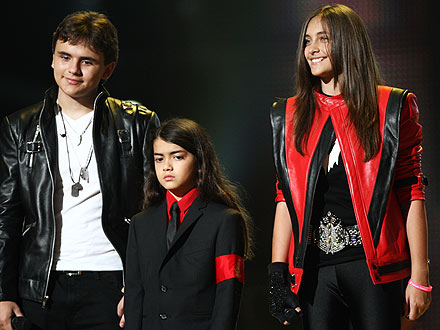 Michael Forever: Children Appear at Tribute Concert