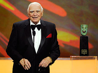 Screen Actors Guild: Ernest Borgnine Receives Life Achievement Award
