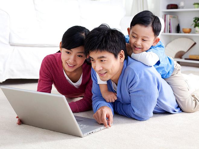 6 Ways to Make Family Holiday Travel Easier