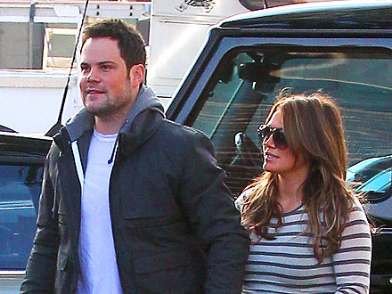 Hilary Duff and Hubby Grab Cupcakes (and Pupcakes) in L.A.
