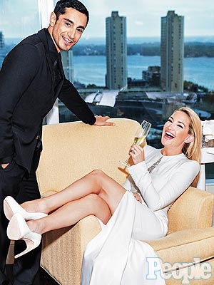 Tom Hanks, Kate Hudson, Ben Affleck & More Stars in Fun Photo Shoots at the Toronto Film Festival | Kate Hudson
