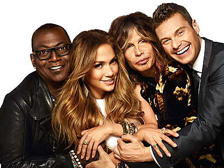 American Idol: Steven Tyler Teases Jennifer Lopez About Her Wardrobe Malfunction