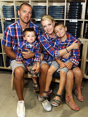 Melissa Joan Hart Expecting Third Child