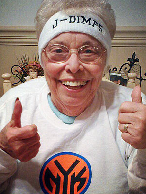 Twitter Granny Wants 80,000 Followers
