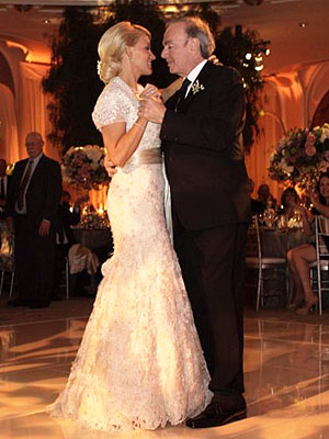 Neil Diamond Shares Wedding Photo