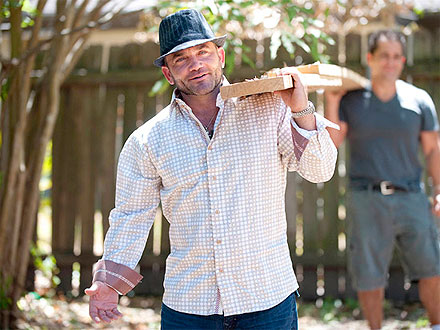 Stephen Fishbach Talks to Russell Hantz About Flipped Off