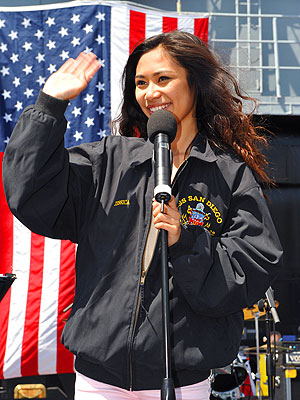 American Idol Homecoming Week: Jessica Sanchez Sings to Dad