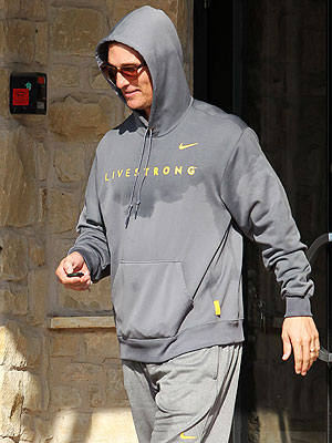 Matthew McConaughey Steps Out Wearing New Wedding Ring | Matthew McConaughey