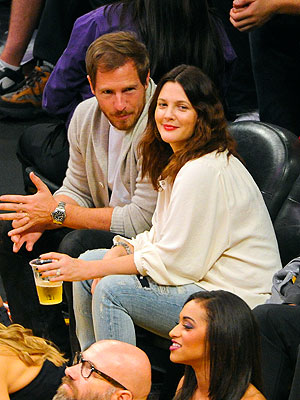 Drew Barrymore, Will Kopelman Cheer On the L.A. Lakers: Photos