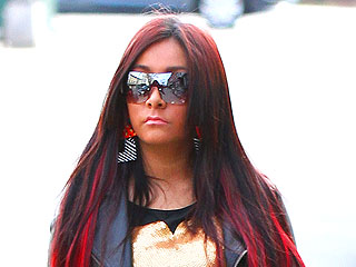 Star Tracks: Star Tracks: Tuesday, March 6, 2012 | Nicole Polizzi