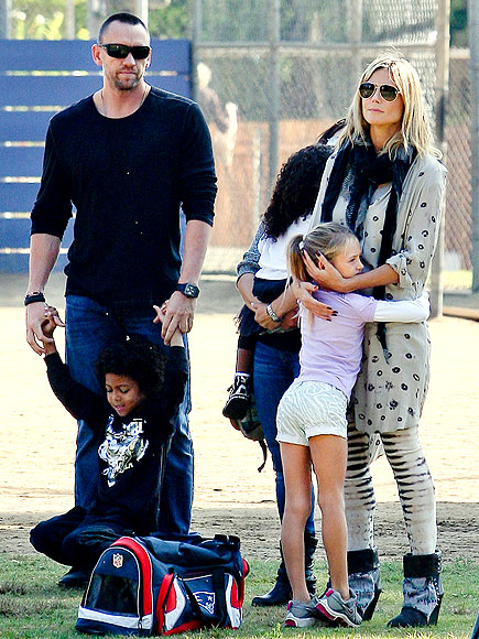 Star Tracks: Monday, November 5, 2012