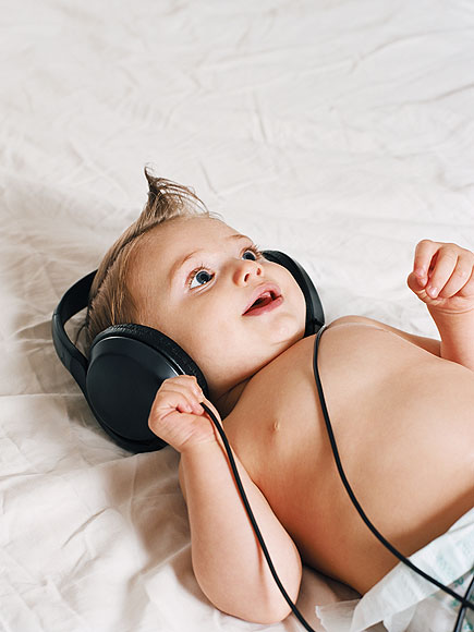 10 Ways to Make Your Baby's First Week Cozy