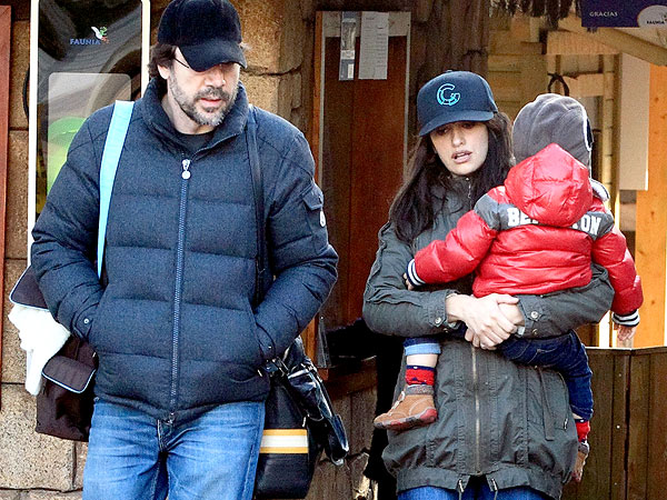 Penlope Cruz & Javier Bardem's Son 'Over the Moon' to Meet Mickey Mouse