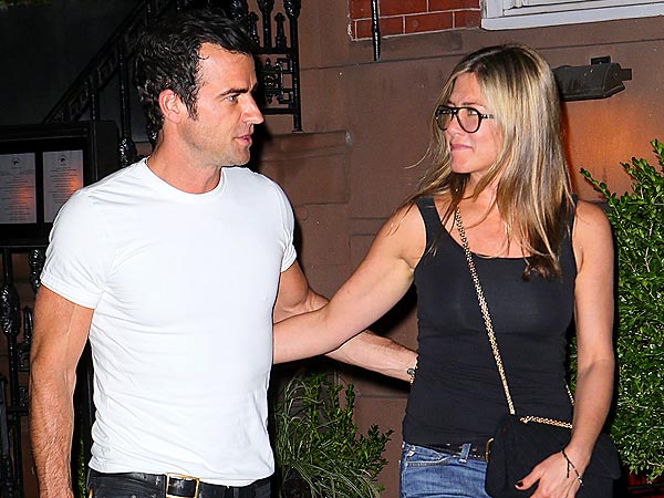 Jennifer Aniston Reveals Plans to Marry Justin Theroux